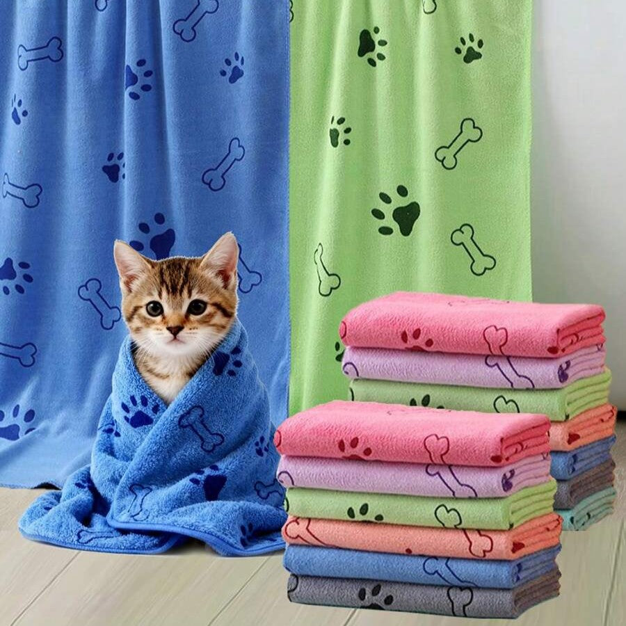 Absorbent Microfiber Pet Towel – Paw or Rabbit Print, Quick-Dry & Soft
