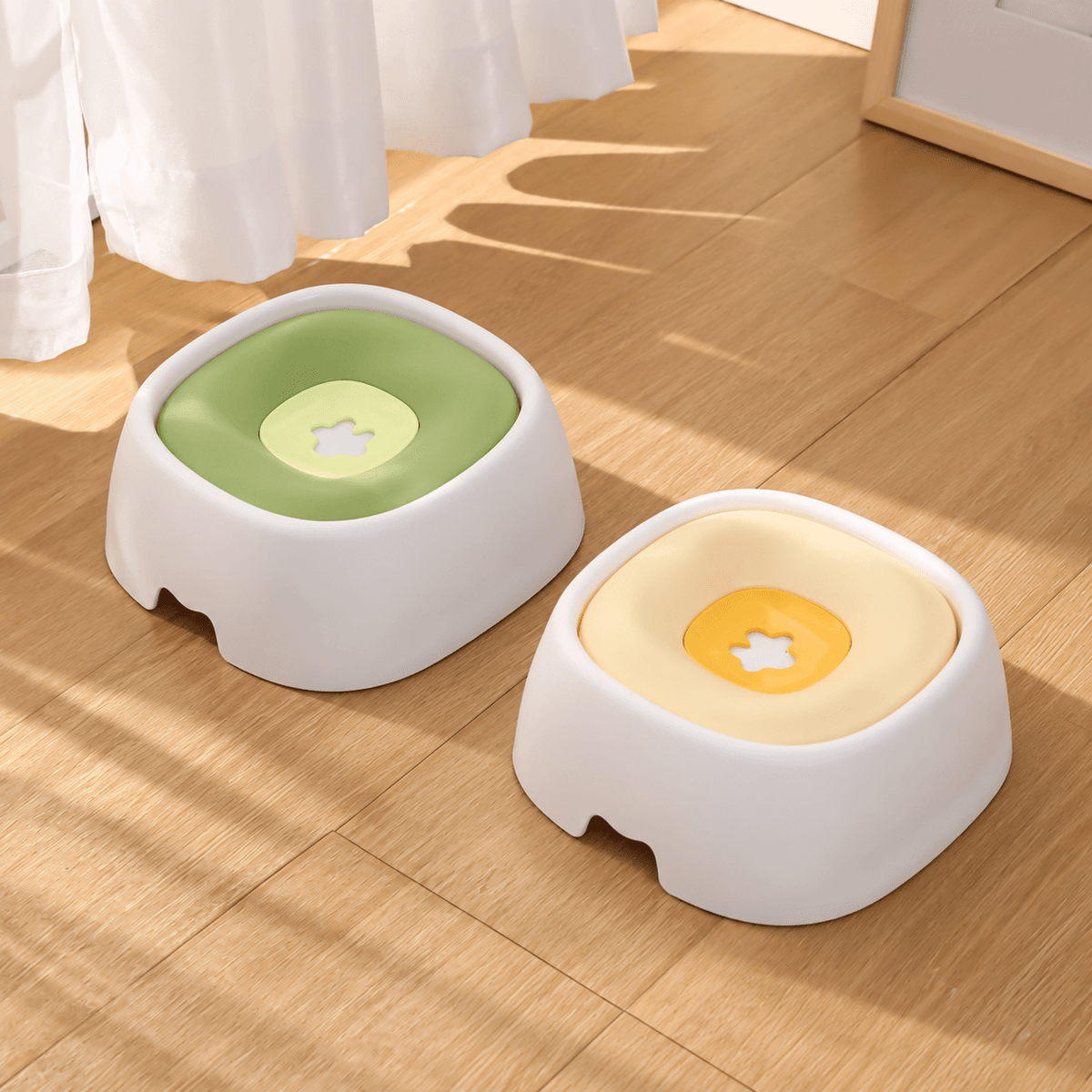 Dry Chin Floating Pet Water Bowl – Splash-Free, Non-Slip & Easy-Clean Design
