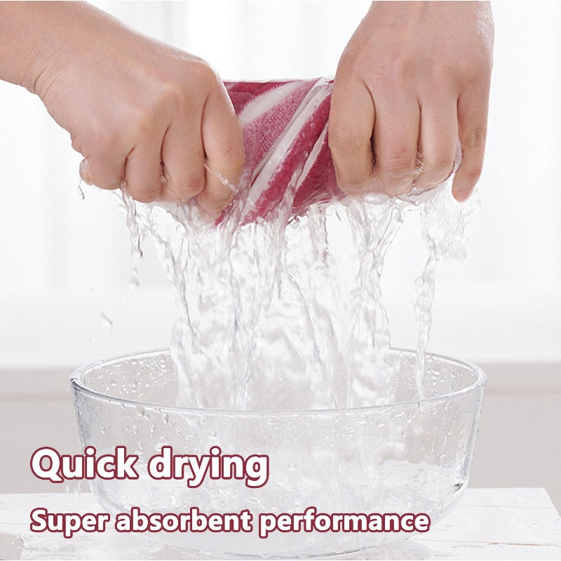 Super Absorbent Dog Bathrobe – Quick-Dry, Adjustable & Cozy