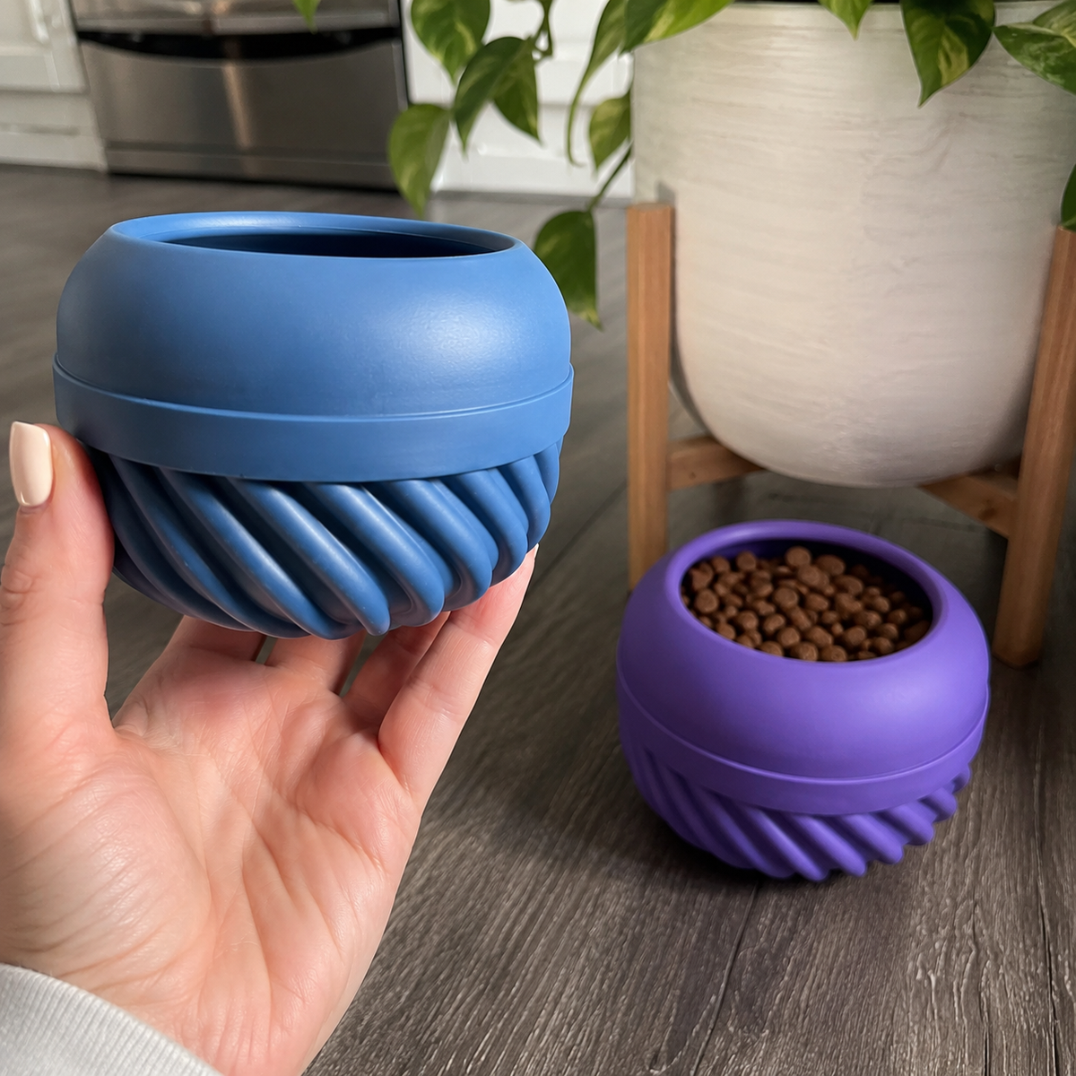 Heavy-Duty Enrichment Chew Toy with Fillable Treat Holder for Dogs