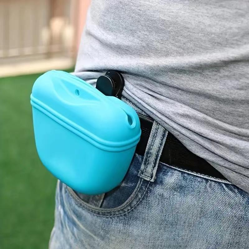 Portable Dog Training Treat Pouch – Silicone Snack Holder with Magnetic Closure