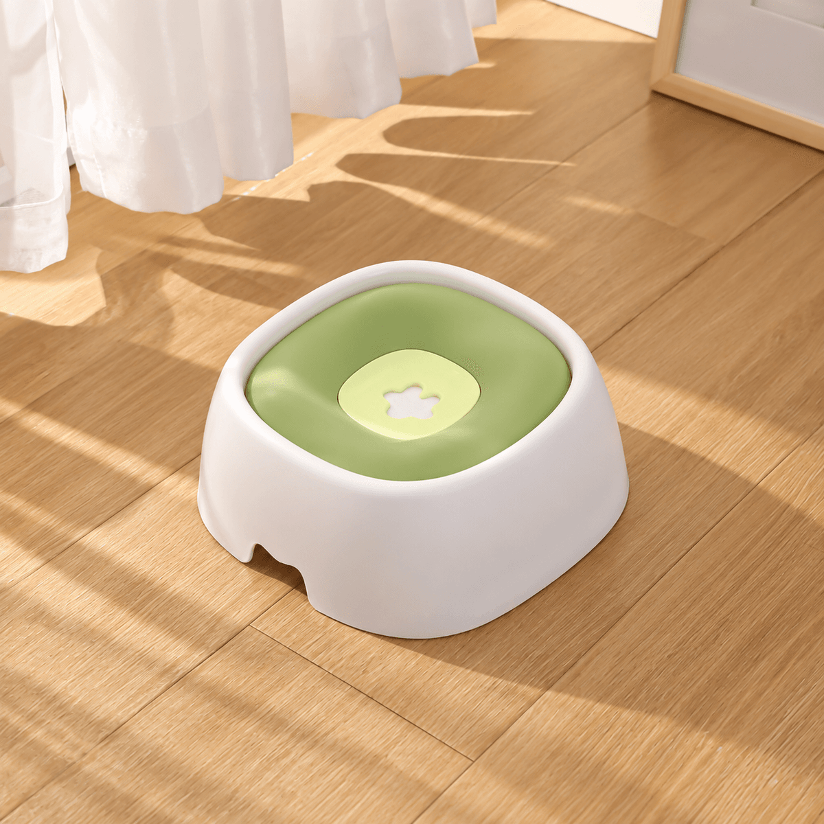 Dry Chin Floating Pet Water Bowl – Splash-Free, Non-Slip & Easy-Clean Design
