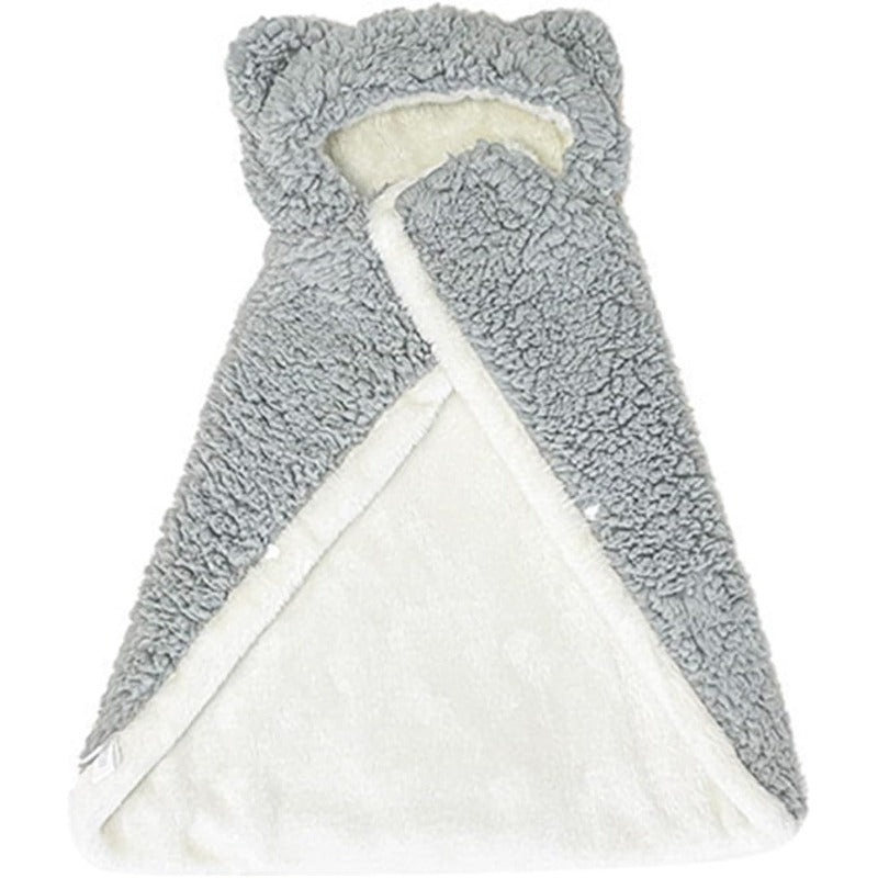 Bear-Ear Pet Cape Blanket – Cozy Wearable Dog & Cat Blanket with Snap Closure