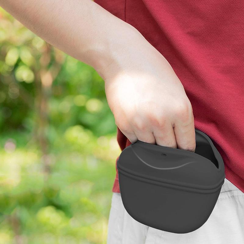 Portable Dog Training Treat Pouch – Silicone Snack Holder with Magnetic Closure