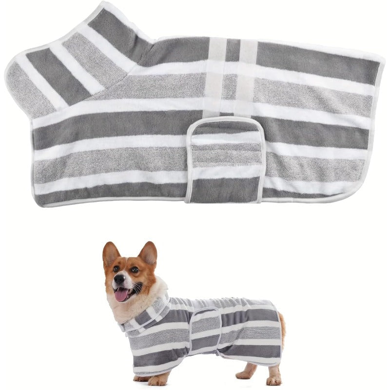 Super Absorbent Dog Bathrobe – Quick-Dry, Adjustable & Cozy
