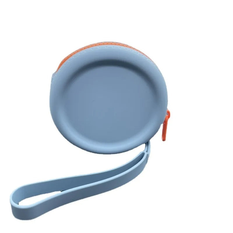 Portable Silicone Dog Treat Bag – Hands-Free Training & Walks!