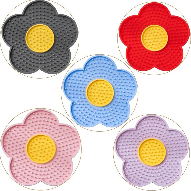 Sunflower-Shaped Dog Lick Mat for Mental Stimulation & Calm Feeding