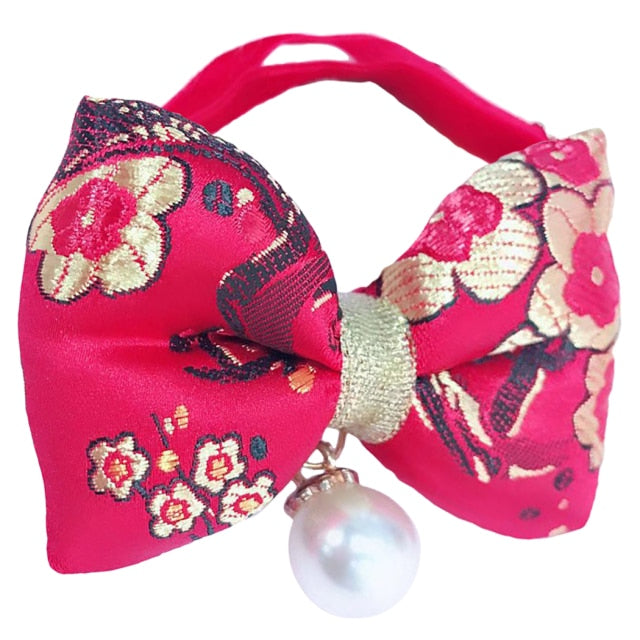 Cute Cat Bowtie Collar – Adjustable Pet Accessory with Jewel Accent